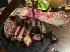 -恰餐厅及酒吧 CHAR Bar & Grill (北京丽都皇冠假日店)