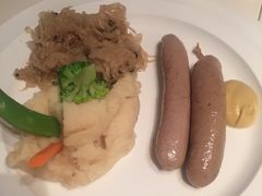 -LENBACH兰巴赫西餐啤酒坊(大连星海广场店)