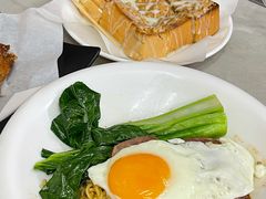 厚切餐肉蛋印尼捞面-颓记茶餐厅(美景总店)