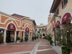 -佛罗伦萨小镇广佛名品奥特莱斯(疏港路店)