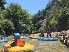 -安吉龙王山峡谷漂流