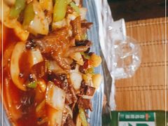 -六福烧烤酒馆(秦隆步行街店)