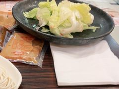 -呷哺呷哺(世贸.工三店)