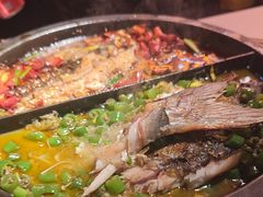 -鸣记脆皮烤鱼·海鲜烤鱼(三八广场店)