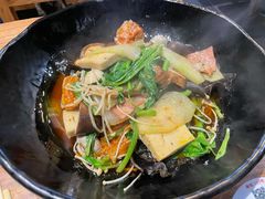 -万记麻辣烫国展总店