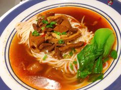 -霸蛮湖南菜·牛肉粉(荣京西街店)