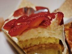 草莓奶油塔-Pie Bird(新闸路店)