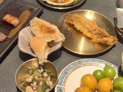 -铭牛烧肉·和牛海鲜自助(高新月牙湖店)