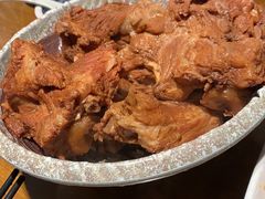 特色大铁锅烀腔骨-95号酱骨·一块豆腐(展春园西路店)