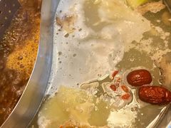 小鸳鸯锅底-野妹火锅(龙岗店)