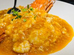 蟹粉鸡淖龙虾仔-麻六记(新天地店)