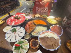 -萍姐火锅·公路夜市(南京弘阳广场店)