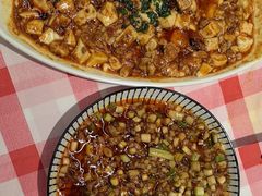 -洪霞餐馆·川菜·鲜货现炒(两江春城店)