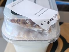 -星巴克(上海虹桥站2A检票口)