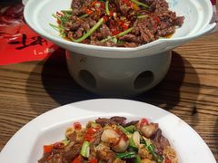 -爱碗亭·鲜炒湖南菜(壹城中心店)