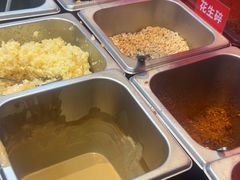 -赵美丽·重庆社区火锅·直营店(火车东站·中豪国际店)