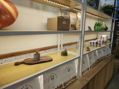 面包甜点陈列柜-前进麦味·天然烘焙(凯德1818店)