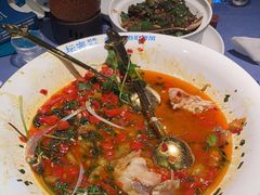 -坛宗剁椒鱼头(河西王府井店)