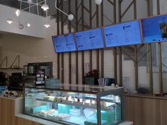 -顶东面包花园·生日蛋糕(世博店)