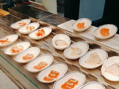 -遇上西雅图多融合海鲜自助餐厅(中房金谊广场店)