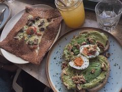 鸡蛋蘑菇熏肉荞麦可丽饼-RAC BAR(安福路店)