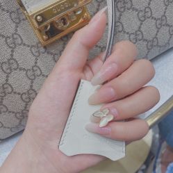 -苏彩·皮肤管理美甲美睫