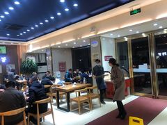 大堂-杨记清芳牛肉拉面(京广路店)