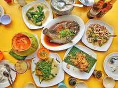 -大树下海鲜饭店