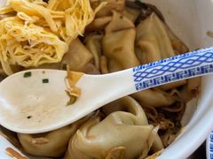 -笑来喜馄饨小笼工坊店(湖滨街店)