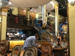 大堂-more than meow吴止猫主题餐厅(承德 中船汇店)