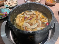 -蘑界·野生菌火锅(深业上城店)