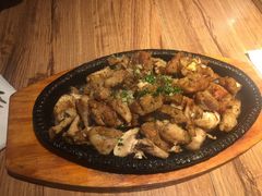 -玛格萝妮(汇智国际商业中心店)