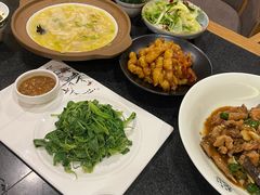 -鲁菜根·泰安菜(万达店)