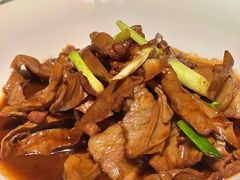 里岔黑猪焖老妈笋干-怡情荟•海鲜青岛菜(五四广场旗舰店)