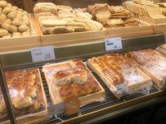 -昆明冠生园·蛋糕·面包(南强街店)