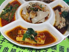 -令氏家外家周秦食府(高新店)