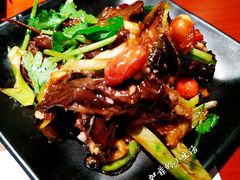 -鑫日千里马朝鲜族小馆(总店)