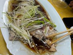 -雪湖煜辰鱼头老店(雪野湖店)