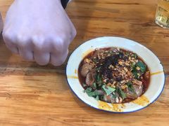 -拈签一笑黄牛肉辣卤串串
