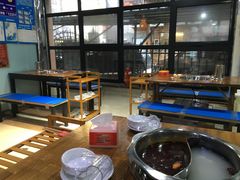 大堂-成都玉林串串香火锅(三八店)