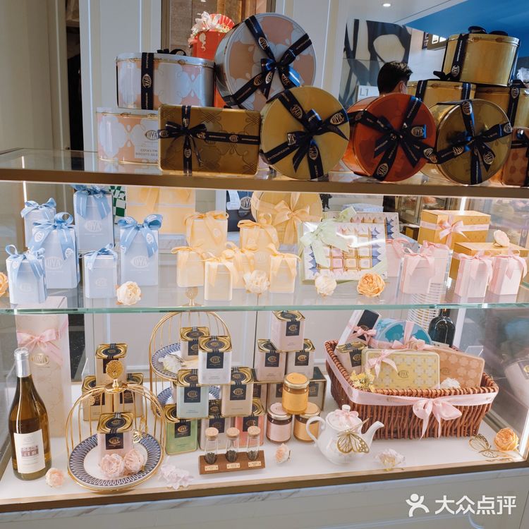 甜点控的玻璃橱窗