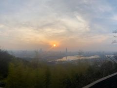 -紫金山山顶公园