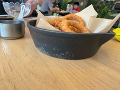 -必胜客(WOW宝龙城市广场店)