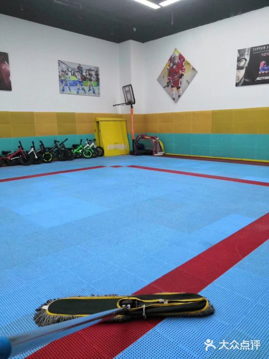 乐尚轮滑(明州里店)图片