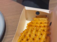 -必胜客(上海华谊新所店)