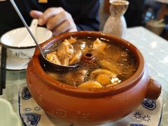 野生菌汽锅鸡-小厨子私房菜·云南美食店