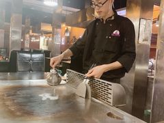 -利昂法式铁板主题餐厅(新奥购物中心店)
