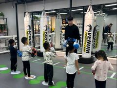 -拳力汇散打搏击泰拳俱乐部(绿地缤纷城店)