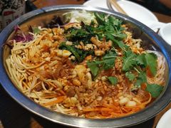-喝丢一只鞋辣炒海鲜小烧烤(三八广场店)
