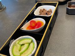 -铭牛烧肉·和牛海鲜自助(高新月牙湖店)